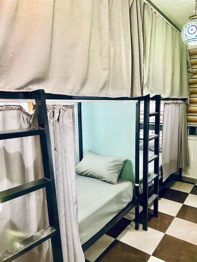Friends Oasis Vandrehjem Aqaba Eksteriør billede